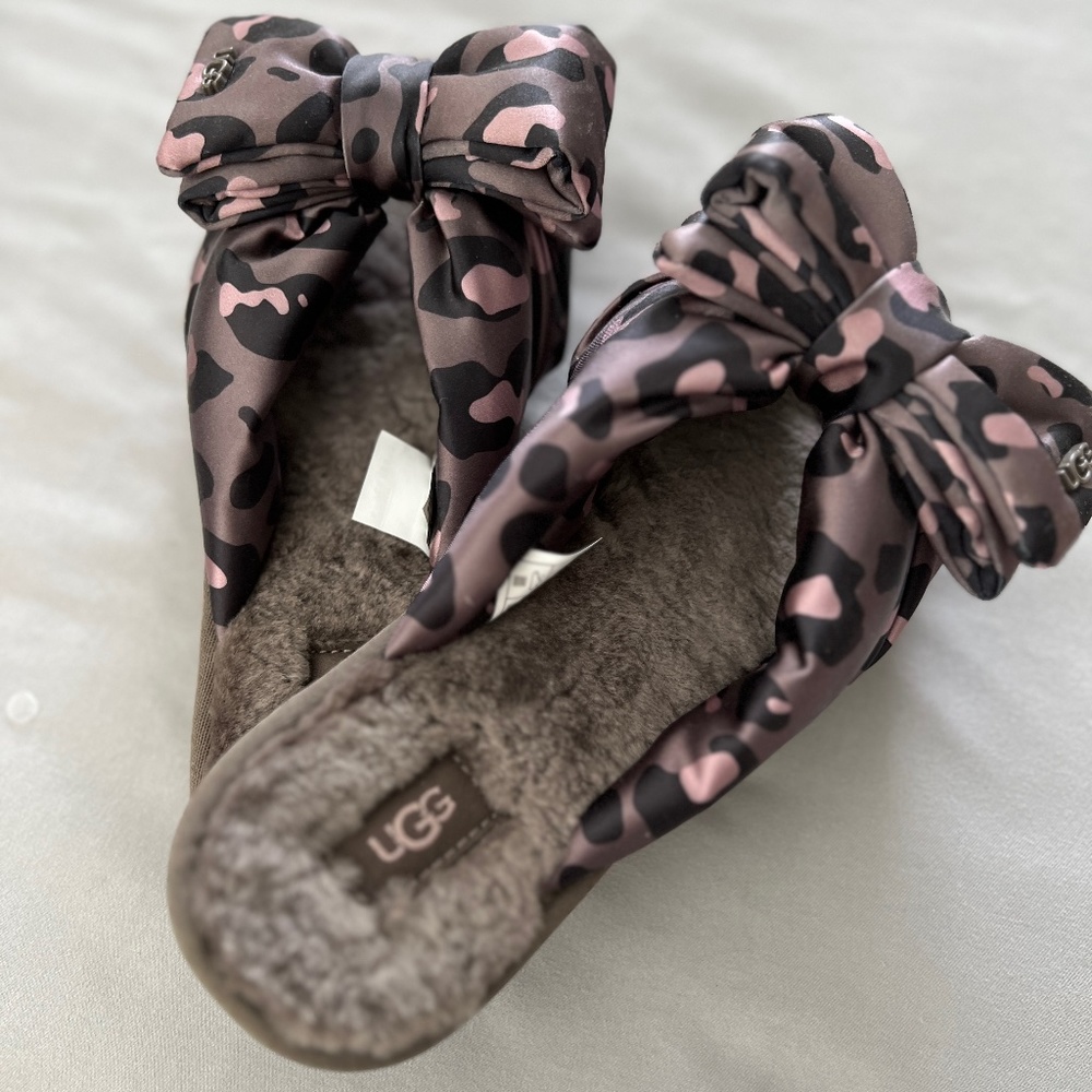 UGG Australia Lushette Leopard Puffer Genuine Shearling Slides